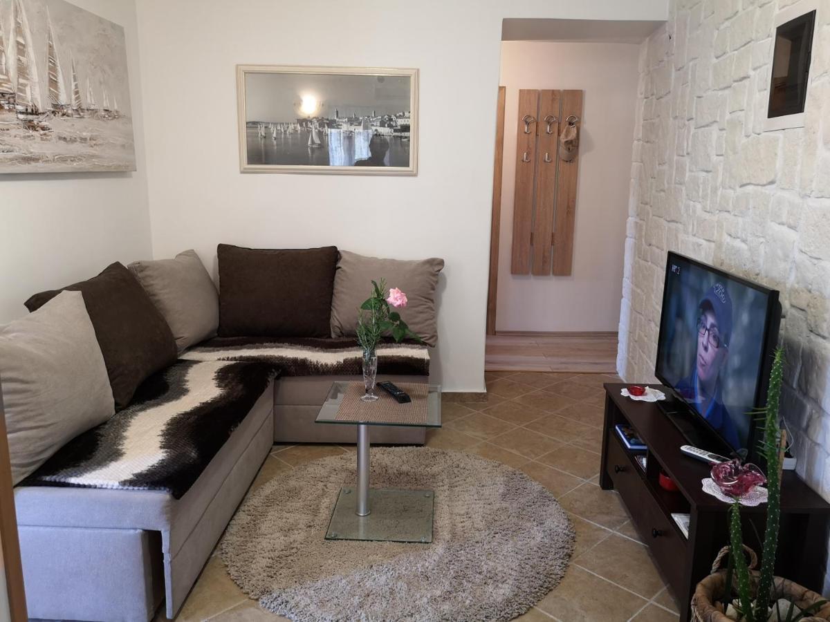 Paradise Apartment - Old Town Rab 라브 외부 사진