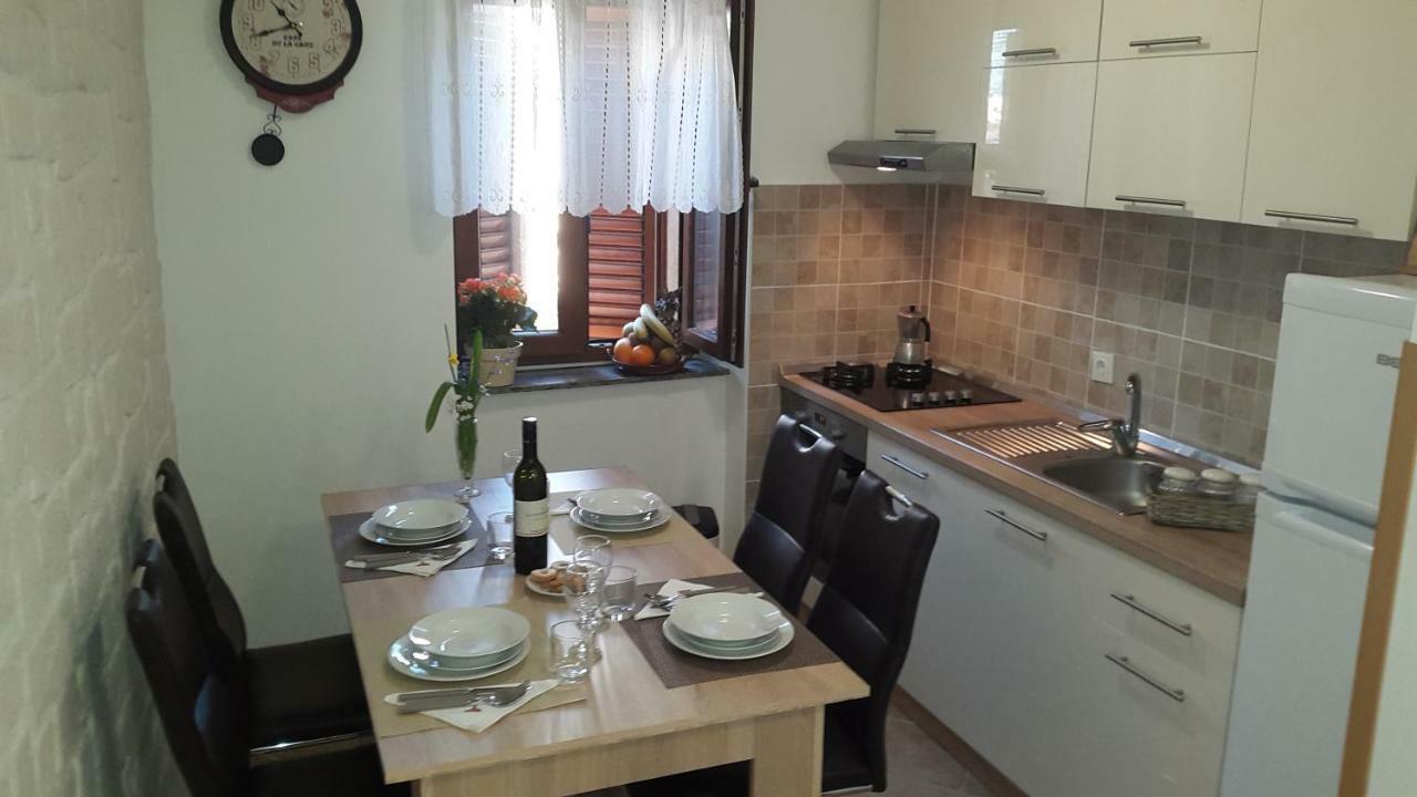 Paradise Apartment - Old Town Rab 라브 외부 사진